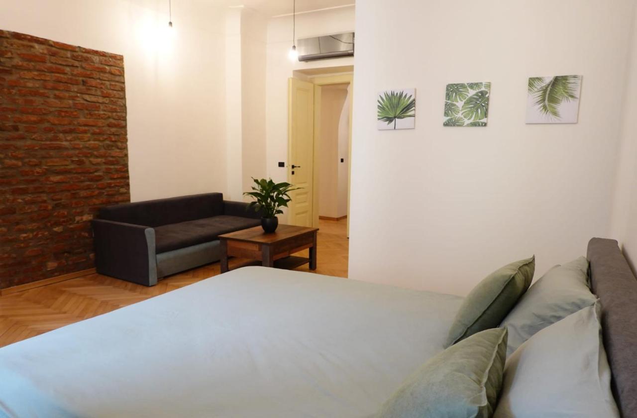 The Industrique Home - 3 Bedroom Apartment Timisoara Exterior photo