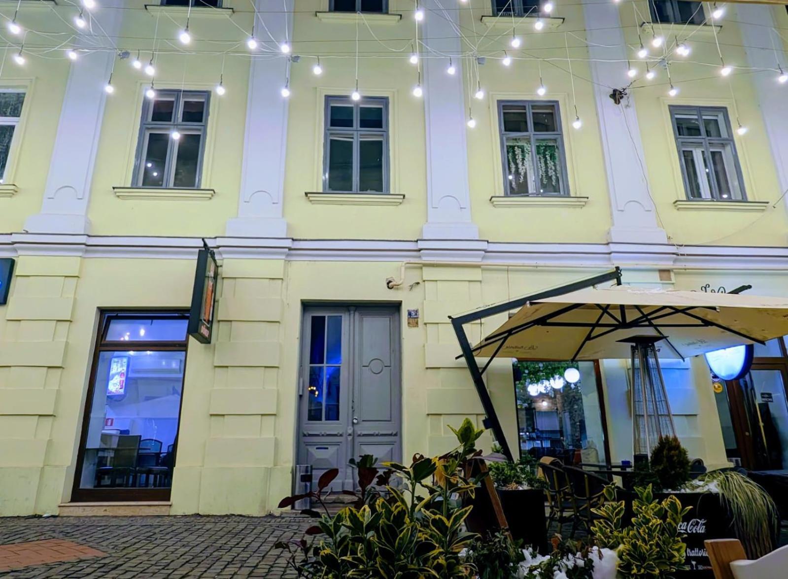 The Industrique Home - 3 Bedroom Apartment Timisoara Exterior photo